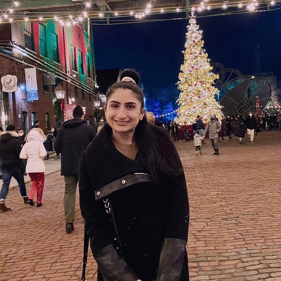 Meet your Posher, Areti - Picture 1 of 1